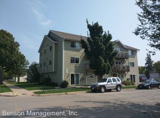 224 14th St N, La Crosse, WI 54601