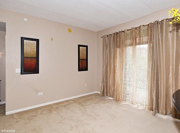 2nd image of 715 Astor Ln Unit 305