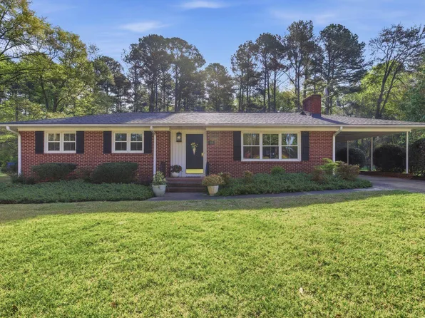 19 Wofford St, Inman, SC 29349