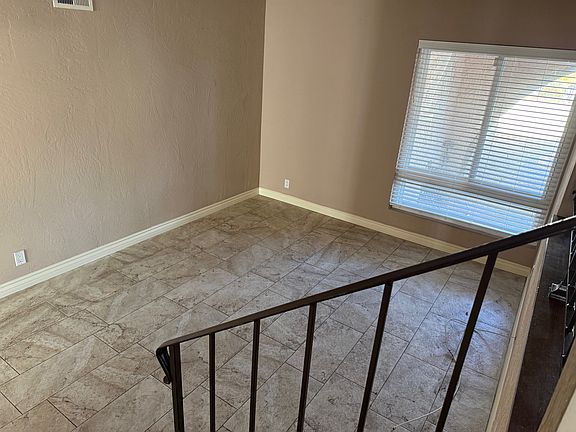 4th image of 15641 Sunburst Ln
