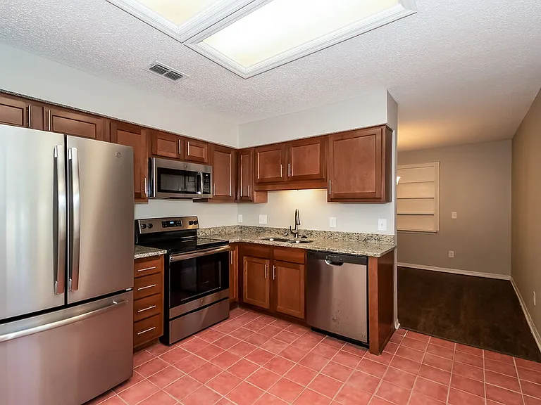 7039 Eagles Perch Dr — Photo 7