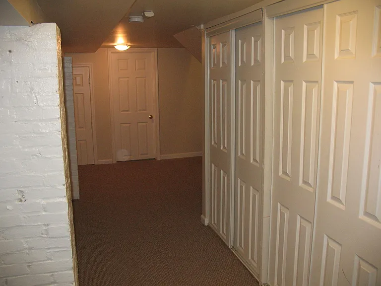 411 Rosecroft Ter — Photo 10