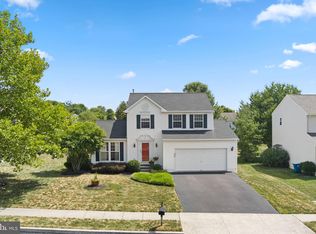 400 Winding Stream Rd, Spring City, PA 19475