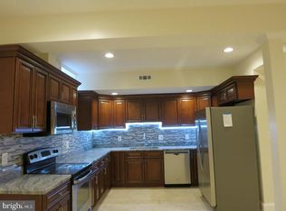 41449 Autumn Sun Dr, Aldie, VA 20105