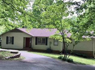 370 Hillside Dr, Inman, SC 29349