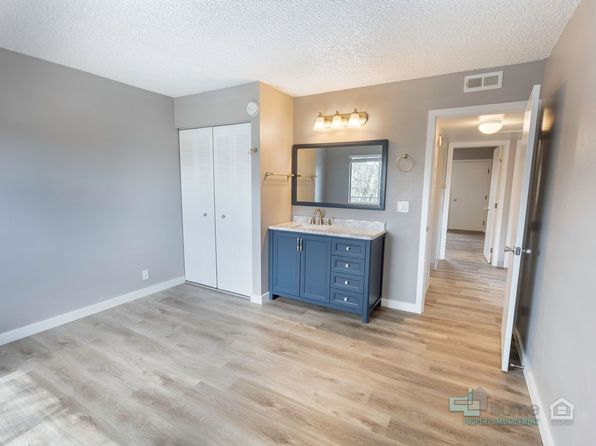 760 NW 21st St #7D