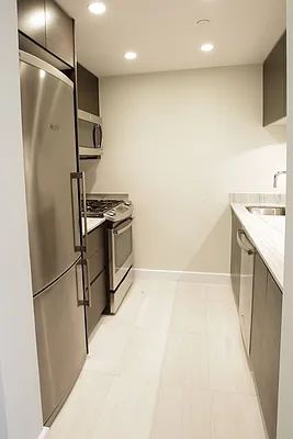 Rented by Stonehenge NYC LLC | media 14