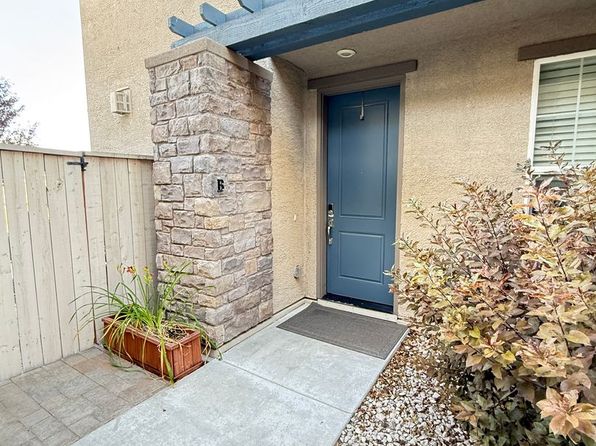 1980 Dark Horse Rd UNIT B