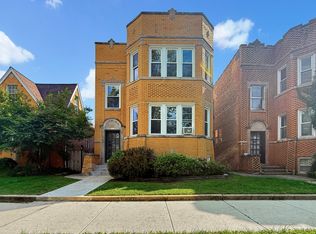 5057 W Newport Ave, Chicago, IL 60641