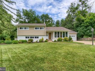 1124 N Hilton Rd, Wilmington, DE 19803