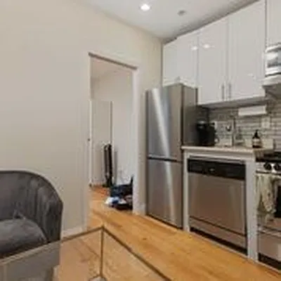 Rented by Dalan Rentals | media 17