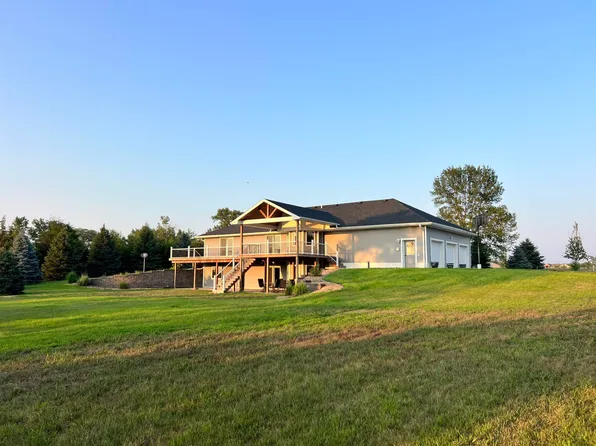 54661 Chardan Dr, Battle Creek, NE 68715