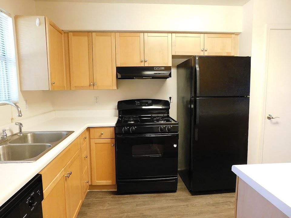 1st image of 21 Arva Ct