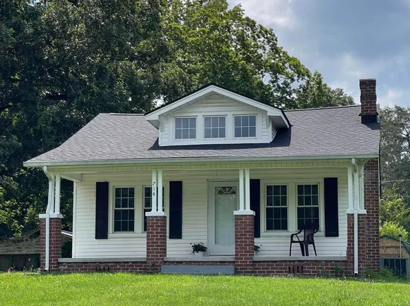 714 Sinking Springs Rd, Clinton, TN 37716