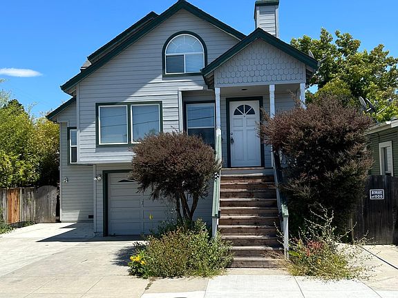 2nd image of 122 Ocean St #A