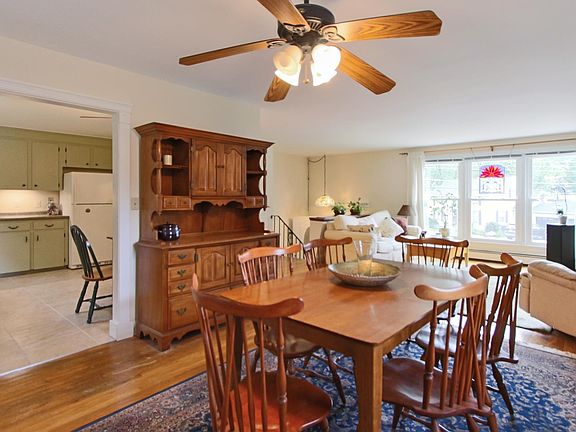 2nd image of 10 Sudbury Drive