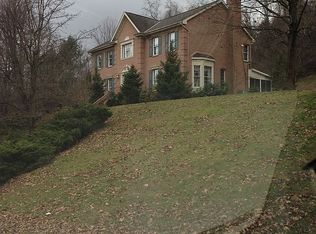 3920 Laurel Oak Cir, Murrysville, PA 15668