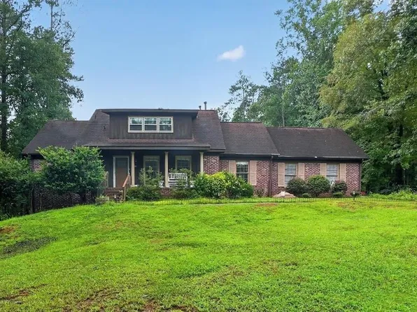 370 Devilla Trce, Fayetteville, GA 30214