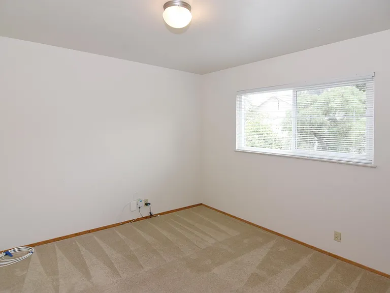 414 Cornell Ave #2 — Photo 7