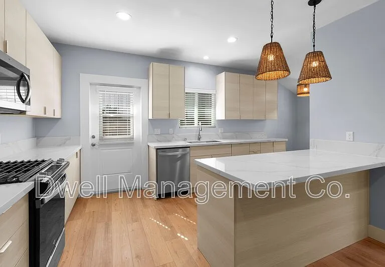 8073 Lemon Ave — Photo 12
