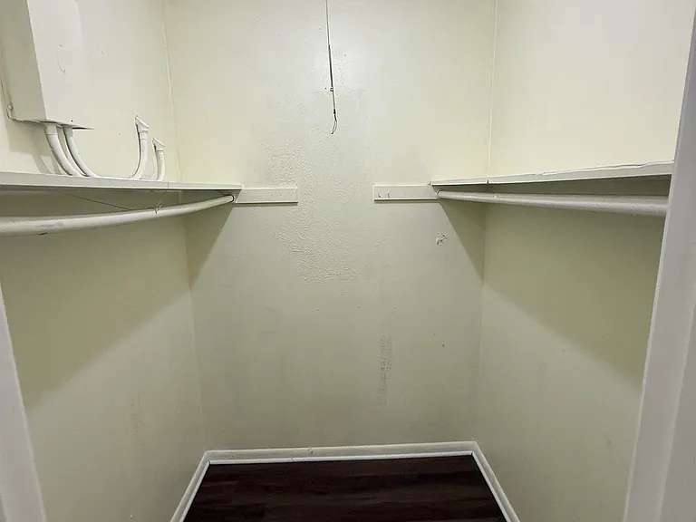2316 Buchanan St — Photo 7