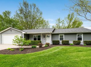 1704 Buckskin Dr, Fort Wayne, IN 46804