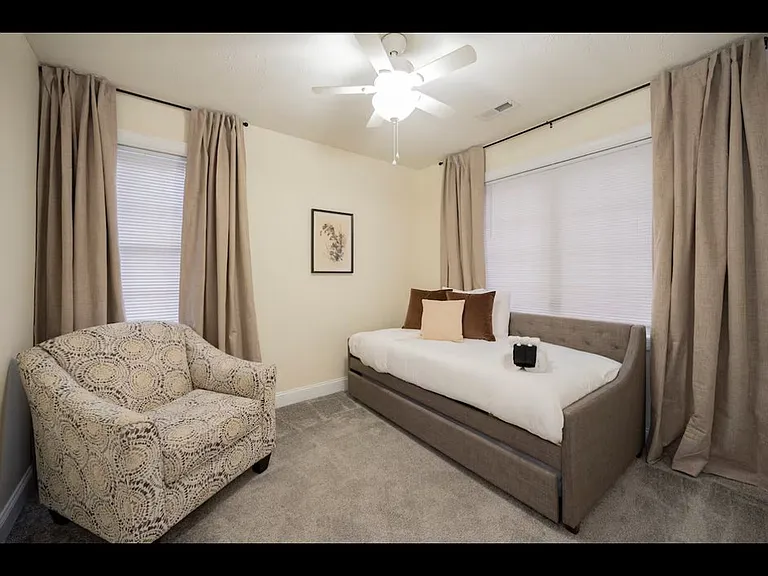 102 Wyndpark Cir — Photo 16