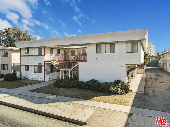 3rd image of 1022 Larch St