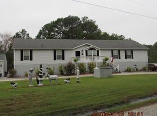 3494 Stonewall Rd, Hayes, VA 23072