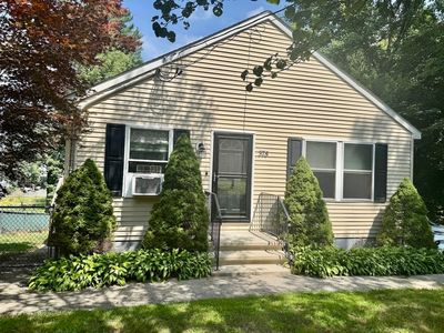 375 Thompson Rd, Webster, MA, 01570