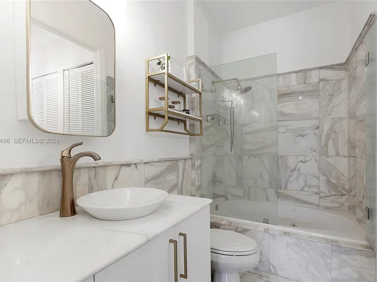 1805 Ponce De Leon Blvd #818 — Photo 8