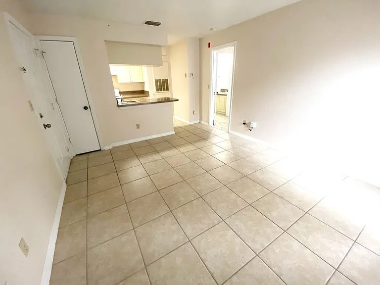2550 N Alafaya Trl #6200 — Photo 5