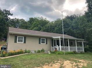 6376 Furnace Rd, Waynesboro, PA 17268