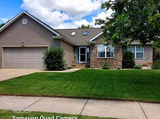 3760 Kirkland Ridge Dr, Holt, MI 48842