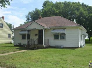 1004 NE Kellam Ave, Topeka, KS 66616