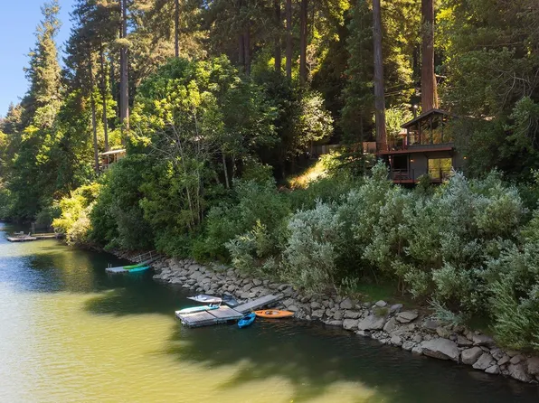 21786 Moscow Road, Monte Rio, CA 95462