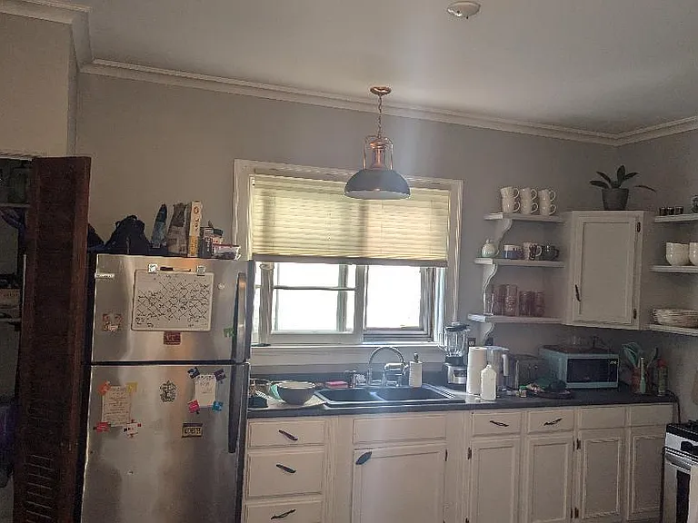 1099 Park Ave #1 — Photo 16
