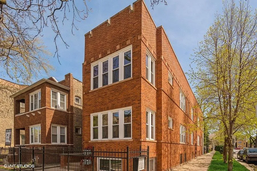 2201 N Campbell Ave #1