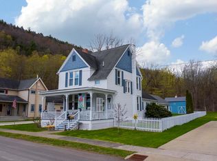 12 Cameron Pl, Bath, NY 14810