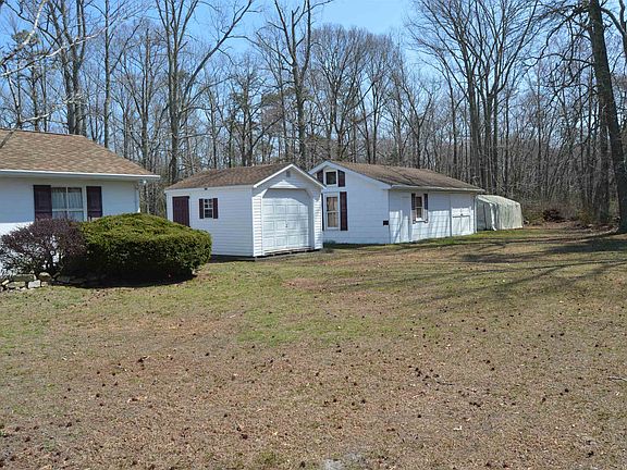 2nd image of 3 Springers Mill Rd