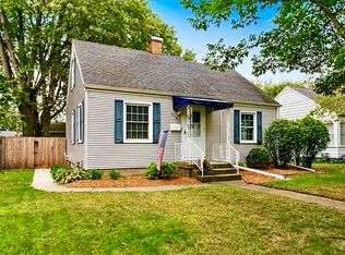 516 S Curtis Ave, Kankakee, IL 60901