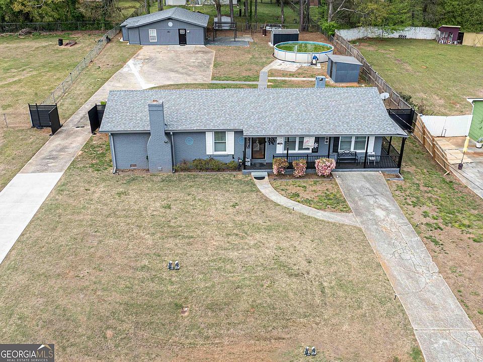 1st image of 770 Bluebird Dr SE