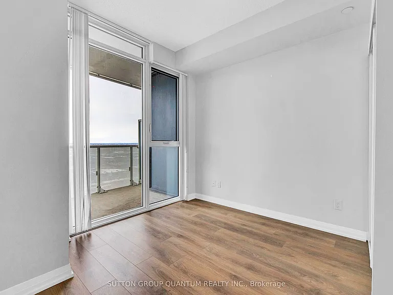 7895 Jane St #1712 — Photo 16