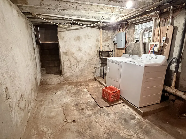 3126 Tasker St — Photo 15