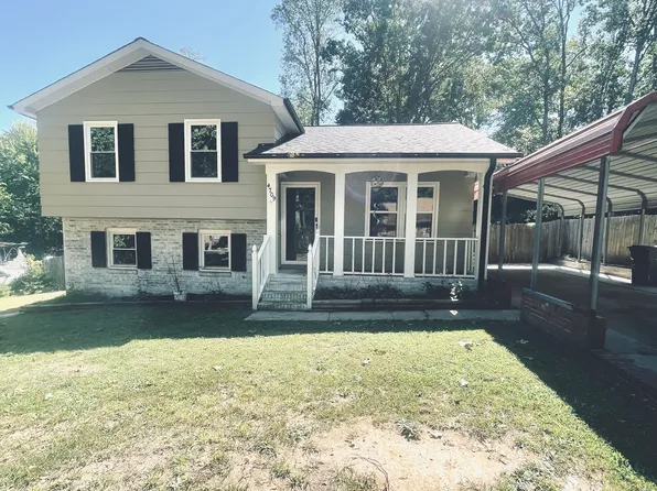 4709 Chaucer Dr, Greensboro, NC 27407