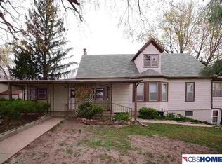 4232 S 27th St, Omaha, NE 68107