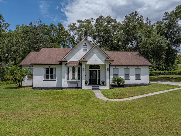 6445 Forestwood Dr W, Lakeland, FL 33811