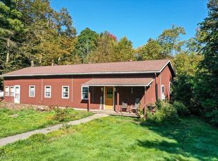 2641 Tower Rd, Dorset, OH 44032