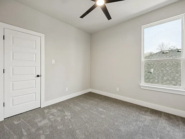 3703 York St — Photo 14