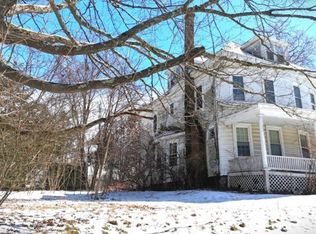 11 Woodsome Ave, Leominster, MA 01453